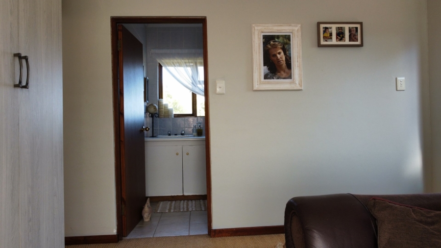 2 Bedroom Property for Sale in Hersham Western Cape